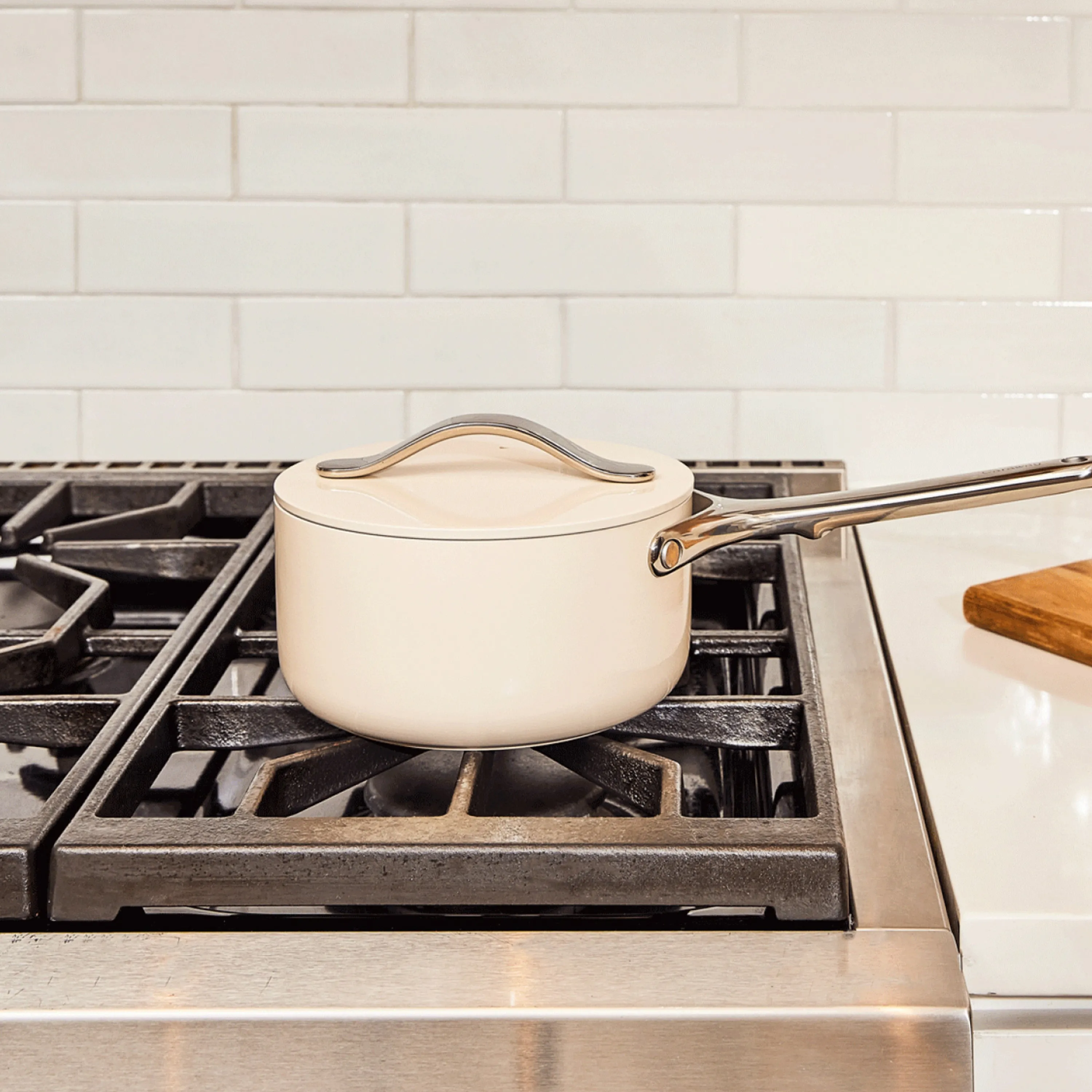 Ceramic Sauce Pan with Lid, 1.75 qt