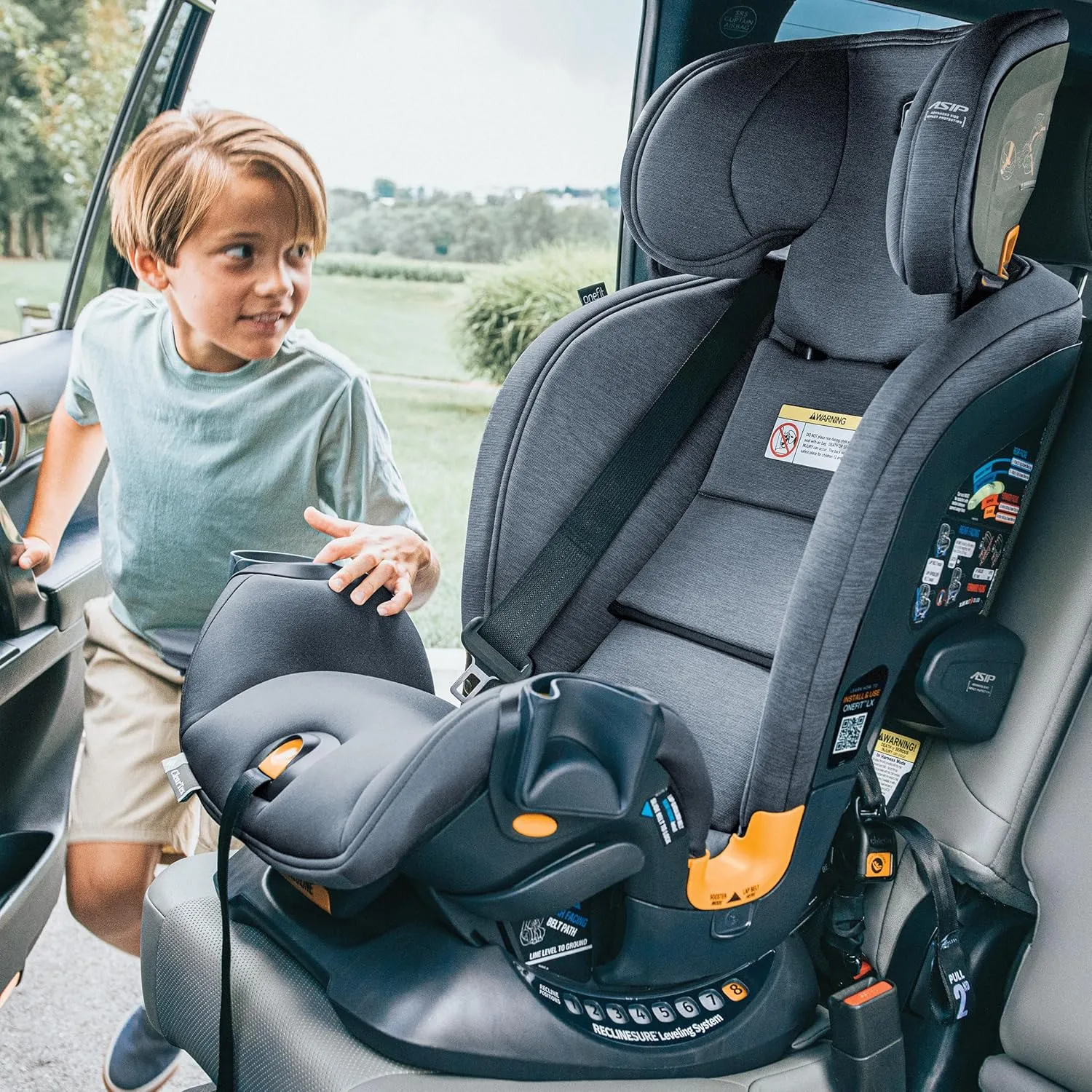 Chicco Chicco OneFit™ LX ClearTex® All-in-One Car Seat with LeverLock® Installation, Slim Design, Convertible Car Seat, Seat for Infants and Children 5-100 lbs | Lupine/Purple
