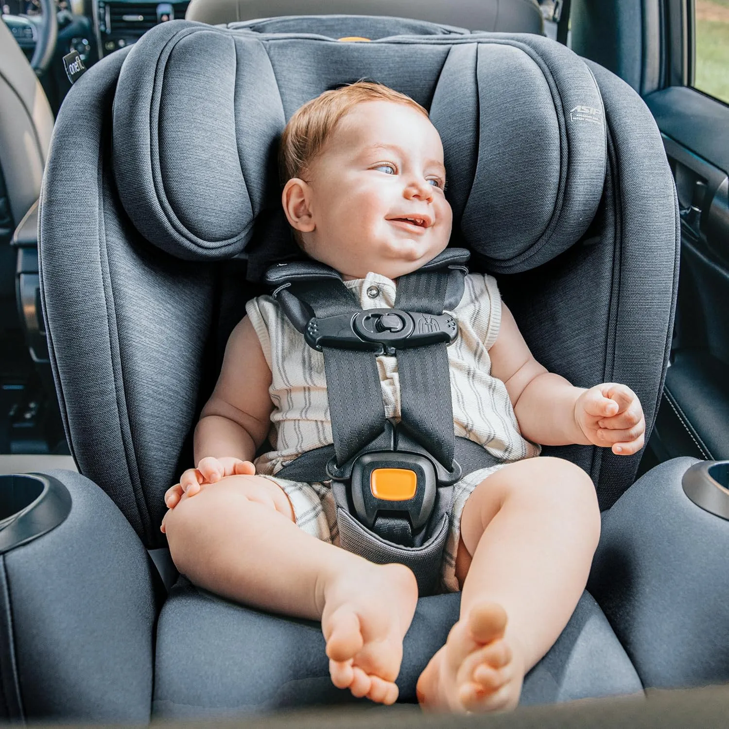 Chicco Chicco OneFit™ LX ClearTex® All-in-One Car Seat with LeverLock® Installation, Slim Design, Convertible Car Seat, Seat for Infants and Children 5-100 lbs | Lupine/Purple