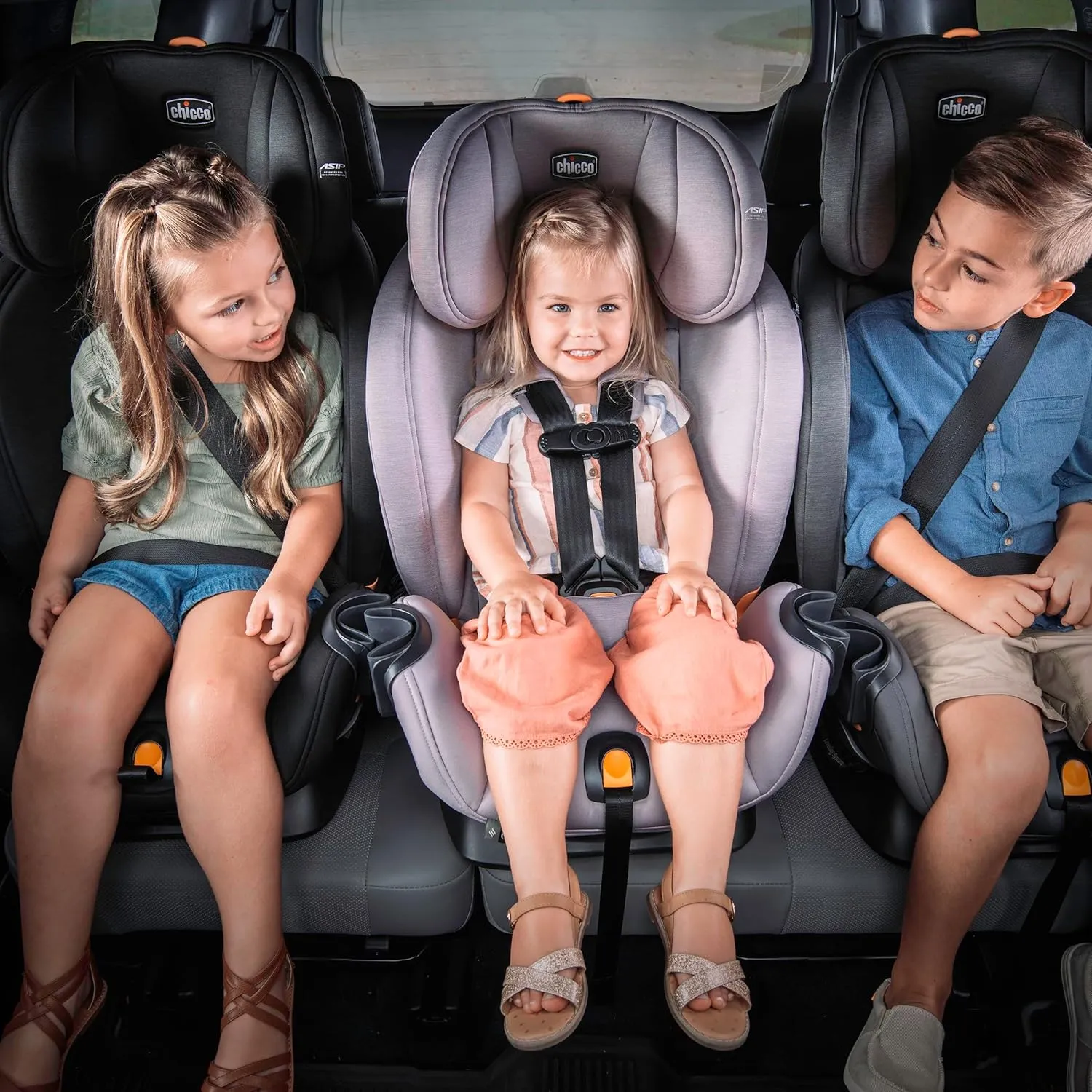 Chicco Chicco OneFit™ LX ClearTex® All-in-One Car Seat with LeverLock® Installation, Slim Design, Convertible Car Seat, Seat for Infants and Children 5-100 lbs | Lupine/Purple