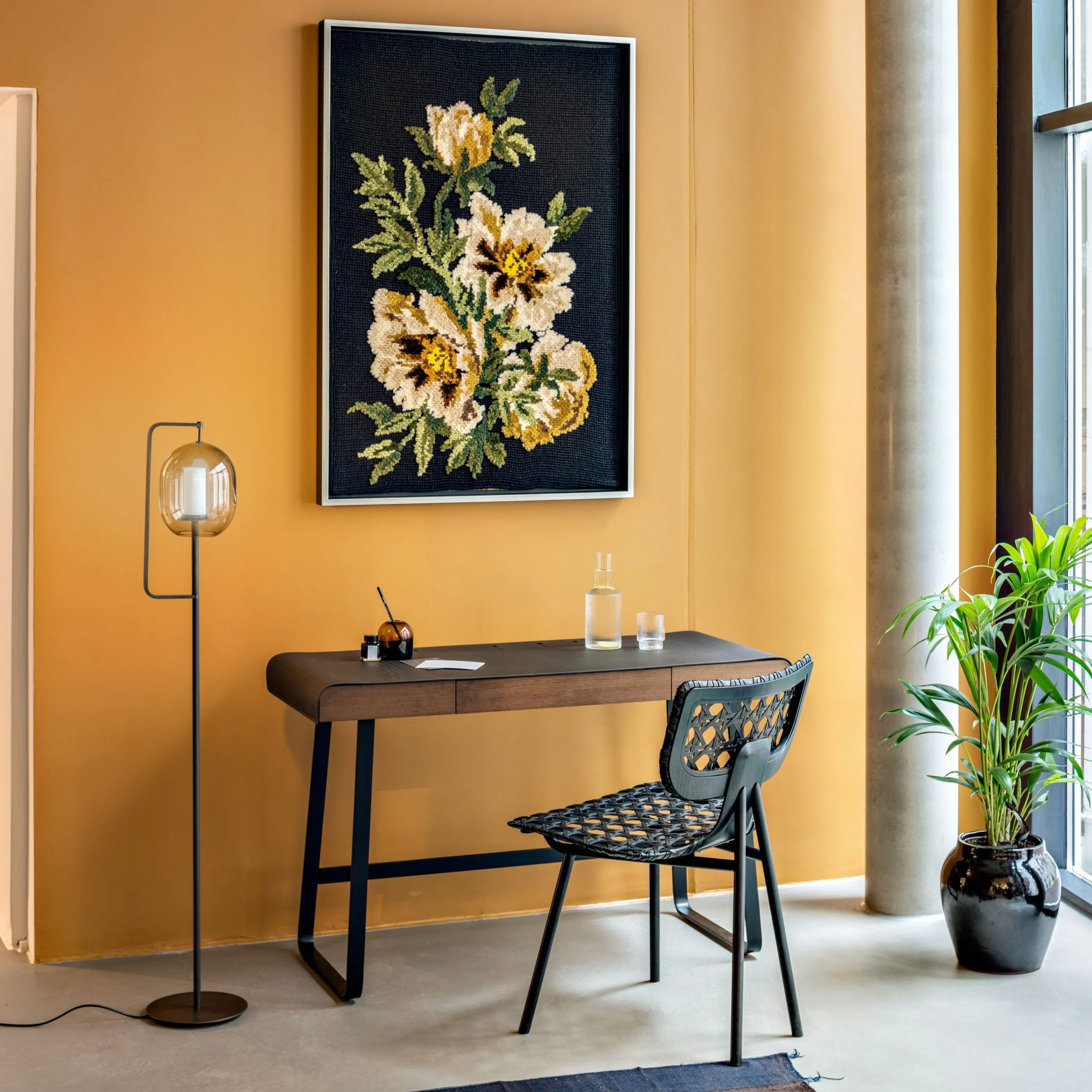 Classicon Lantern Light Floor Lamp