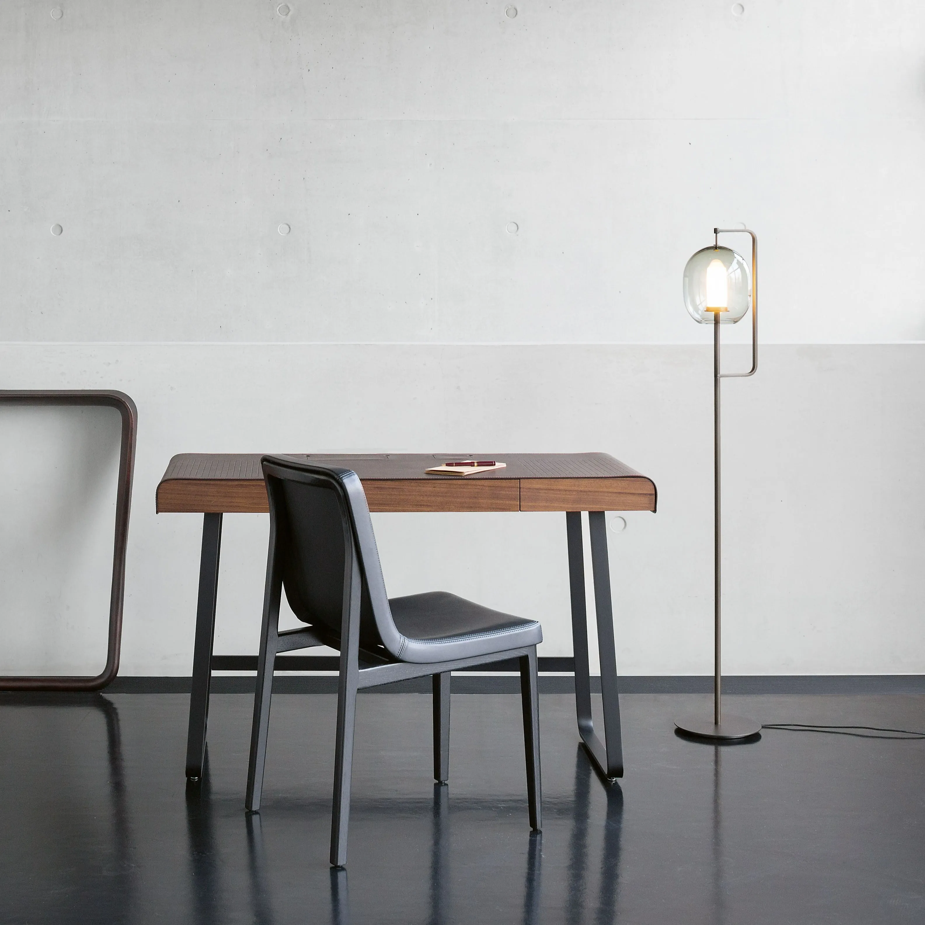 Classicon Lantern Light Floor Lamp