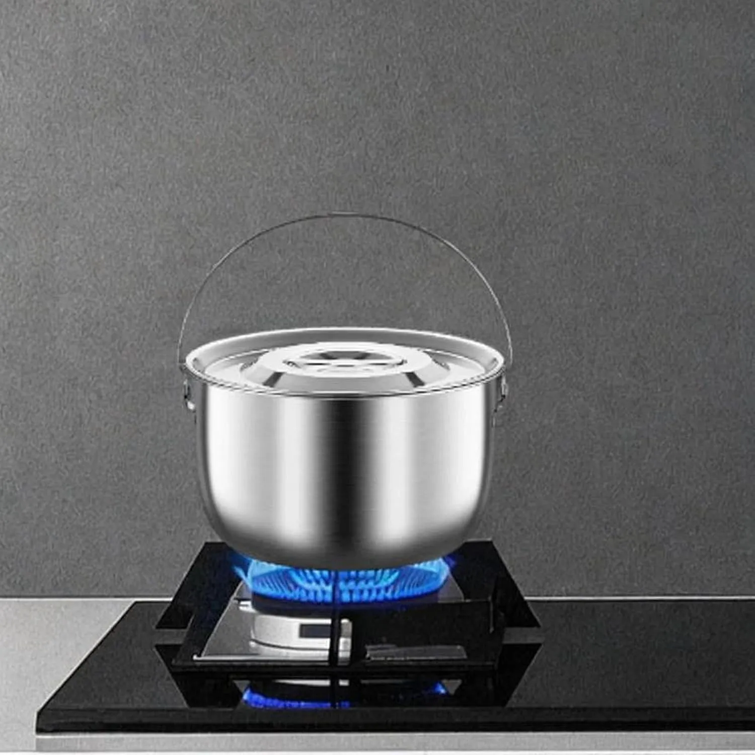 Cooking Pot Stainless Steel Camping Pot Container with Handle and Lid for Restaurant Cooking Party Home, 2.5L
