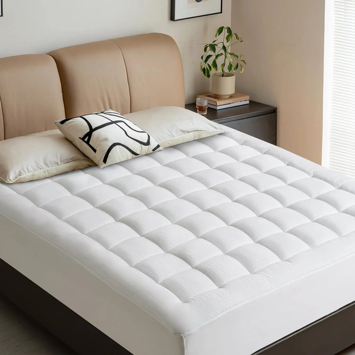 LEISURE TOWN Mattress Pad Queen Size Soft Cotton Mattress Cover,Quilted Fitted Mattress Topper with Deep Pocket fits 8-21 inch Mattress,Breathable Fluffy Pillow Top,Cooling Mattress Protector,White