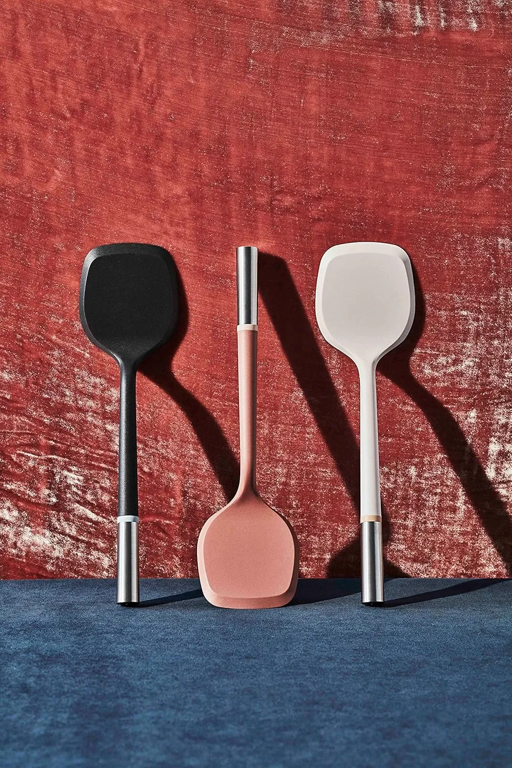 Material, The Soft-Edge Turner Silicone Spatula For Cooking, Food Grade Kitchen Spatula Flipper for Eggs, Pancakes, Omlettes, Brownies, BPA-Free Dishwasher-Safe, Blue Grey