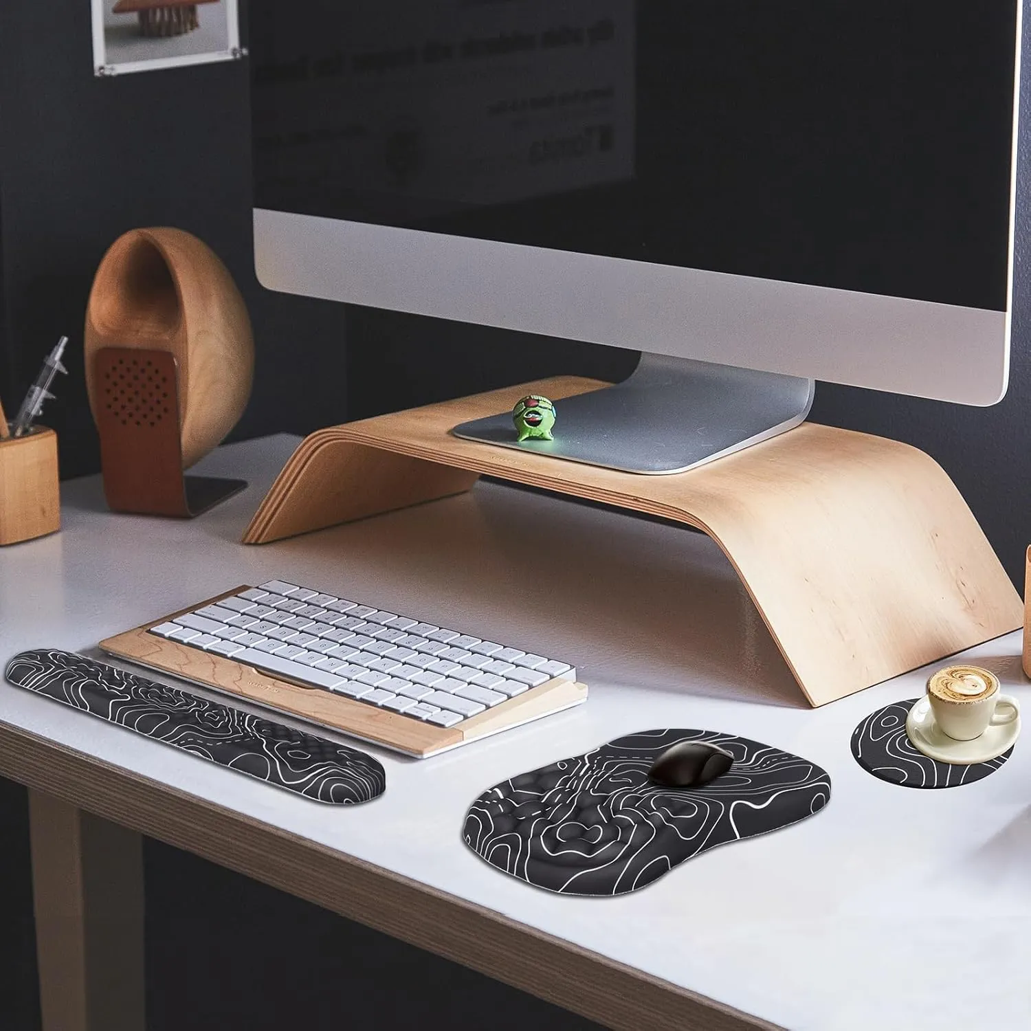 Mouse Pad Wrist Support,Ergonomic Mouse Pad with Wrist Rest,Computer Mouse Pads Pain Relief Keyboard Wrist Rest with Coaster,Non-Slip Computer Gel Mouse Pad for Desk Laptop Office-Topographic Map