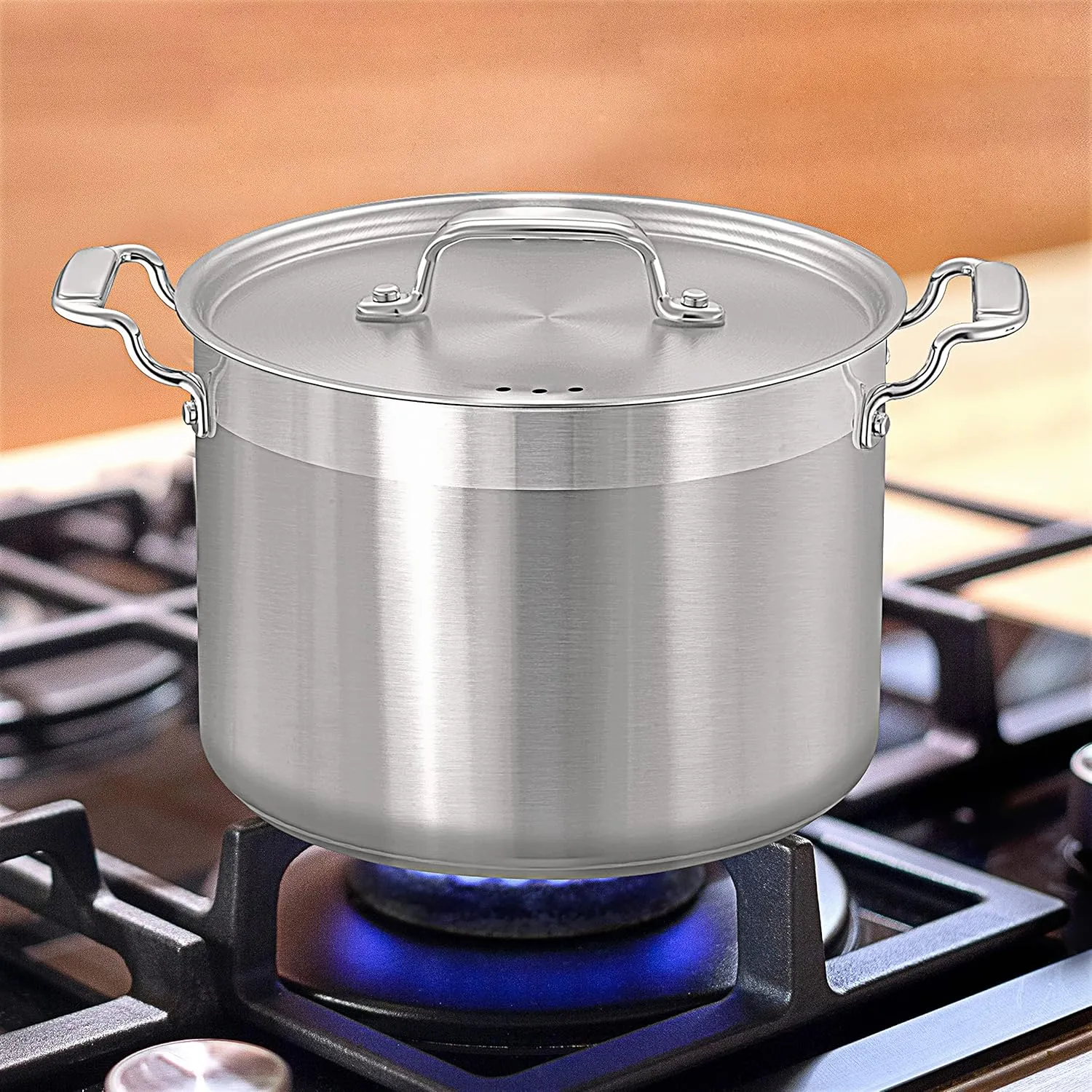 NutriChef 8 Qt Heavy-Duty Stockpot with Stainless Steel Lid - Induction Compatible Cooking Pot, Ideal for Soups and Stews