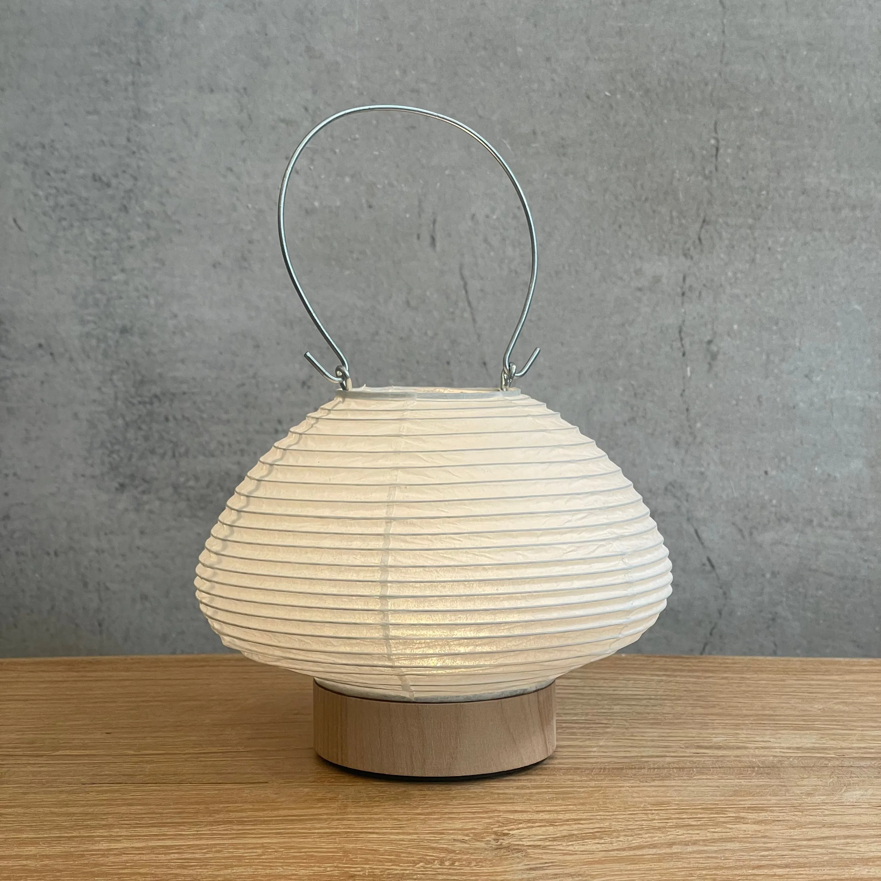 "Michiyuki-tou" Paper Lantern by Ono Rina - "Musubi" (Drop)