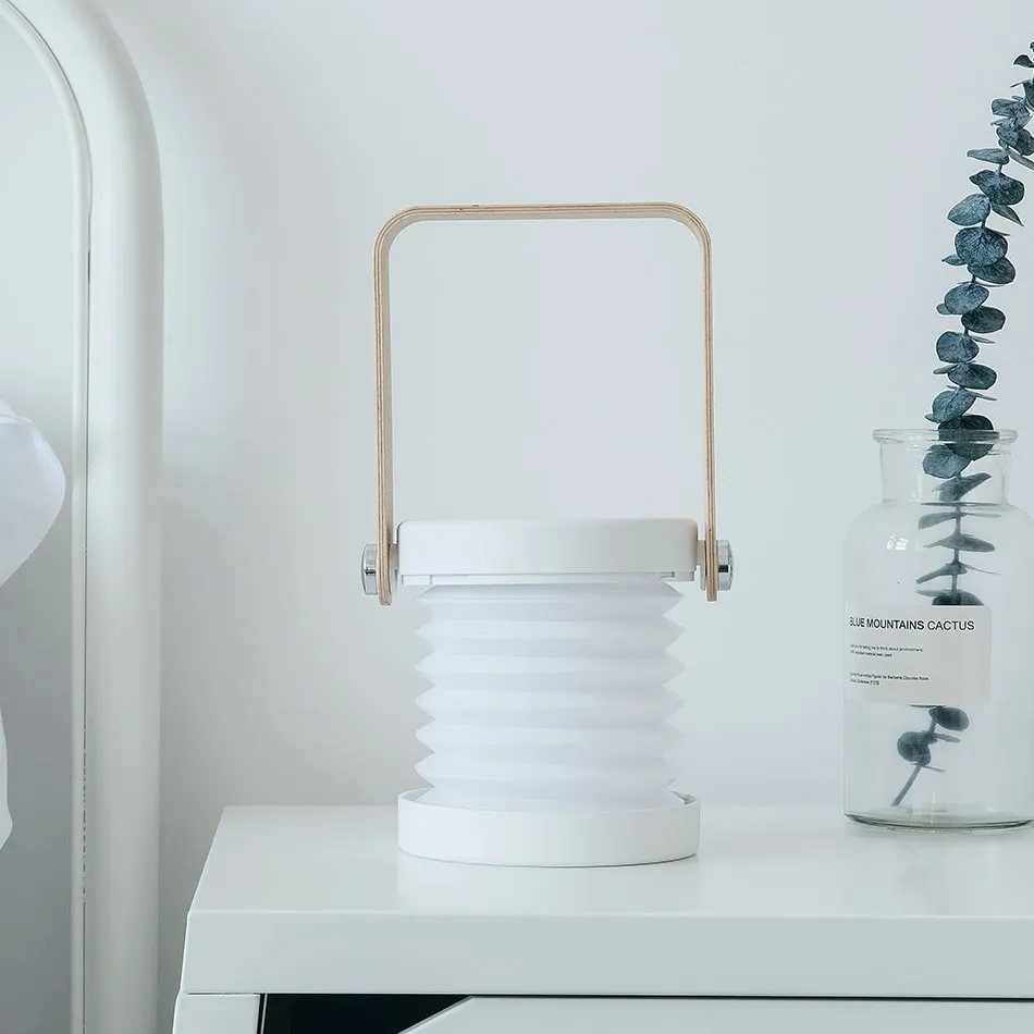 VERSATILE BEDSIDE TOUCH LAMP | OSLO