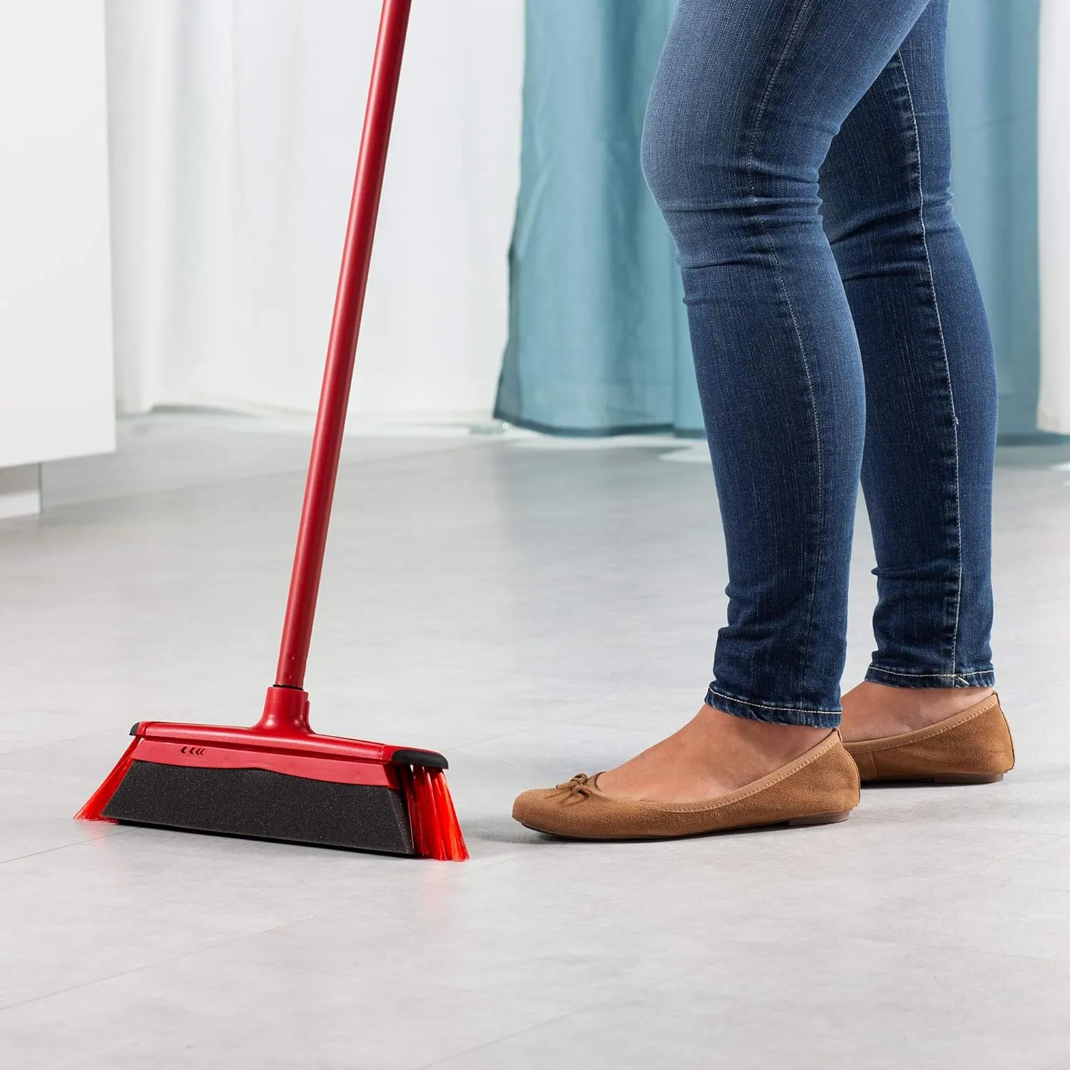 Vileda 160496 DuActiva 2-in-1 Anti-Dust Broom Plus 2in1 Dustpan and Brush Set